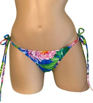 Low waist, tie side, ruched back bikini bottoms in tropic floral print front view